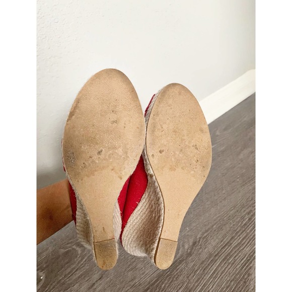 Qupid | Red Canvas Peep Toe Wedged Heels Size - Picture 9 of 10